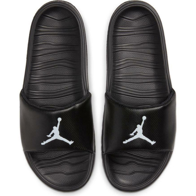 Jordan slides in Men's Shoes in Winnipeg