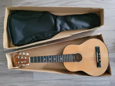 Acoustic guitar 28 inch (New), View more