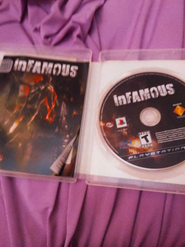 infamous  in Sony Playstation 3 in Cambridge - Image 3