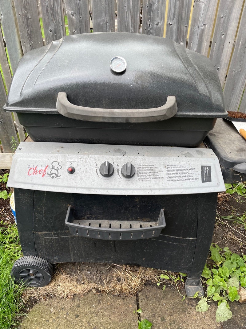 FREE Master Chef BBQ w propane tank Free Stuff Calgary Kijiji