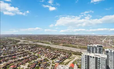 Brand New 2 bed 2 full bath Condo by Square One