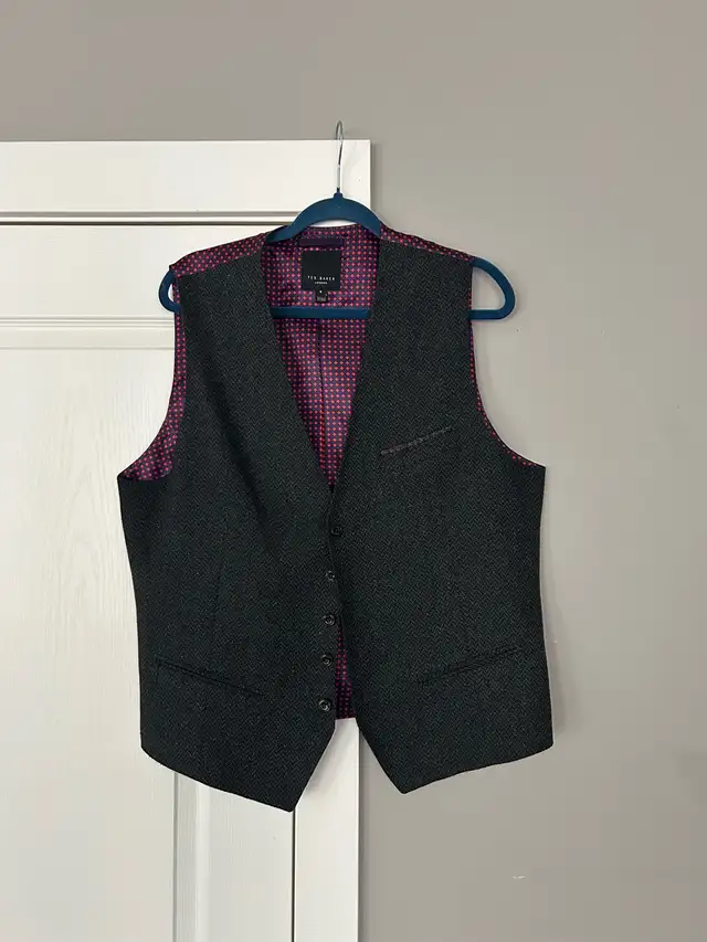Ted Baker Suit in Men's in Calgary - Image 7