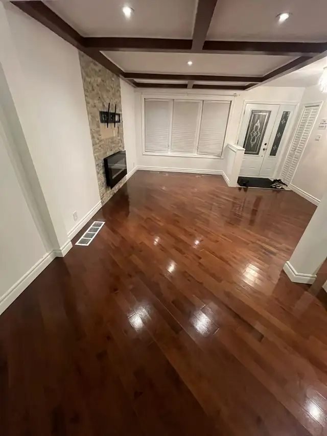 SHARED ROOM AVAIALBLE IN SCARBOROUGH. PRIME LOCATION