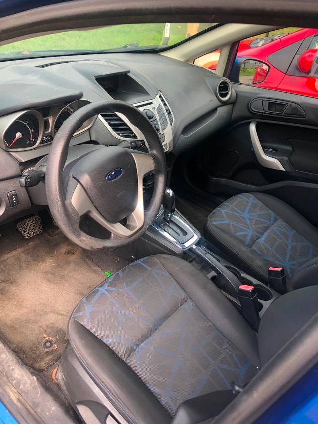 Ford fiesta — photo 3