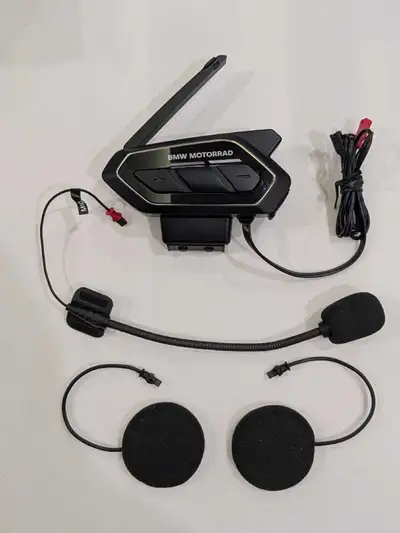 BMW Connected Ride Com U1, BMW branded Sena 50R. Mesh 2.0, Bluetooth 5.0 and HD speakers Used but li...