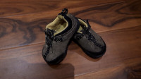 NEVADA SHOES SIZE 6 ( FOR 2 YR OLD)