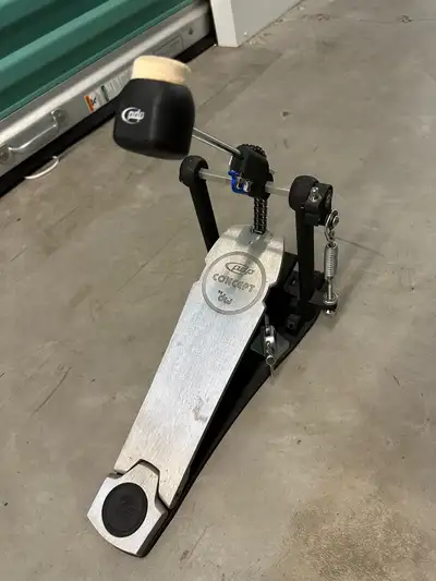 PDP bass drum pedal , View more