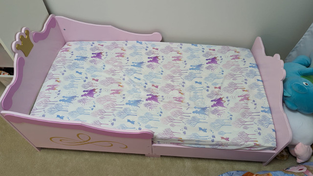 Toddler Bed in Beds & Mattresses in Mississauga / Peel Region
