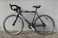 Vélo CCM Presto 6061 —22 po. Bicycle