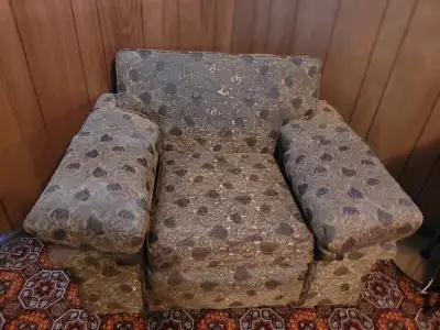 1950's Wide Arm Chair. Motivated to sell. Interested in receiving offers. From smoke free home. No s...