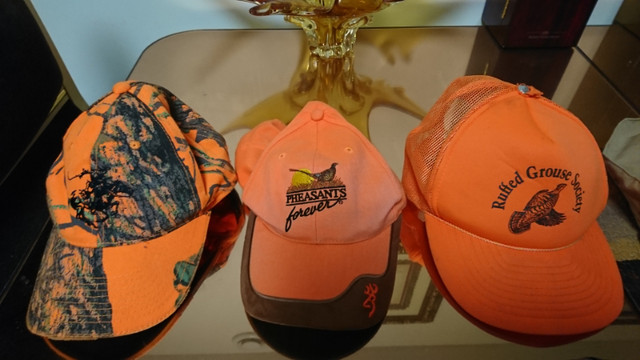 Hunting hats and pants in Fishing, Camping & Outdoors in Moncton