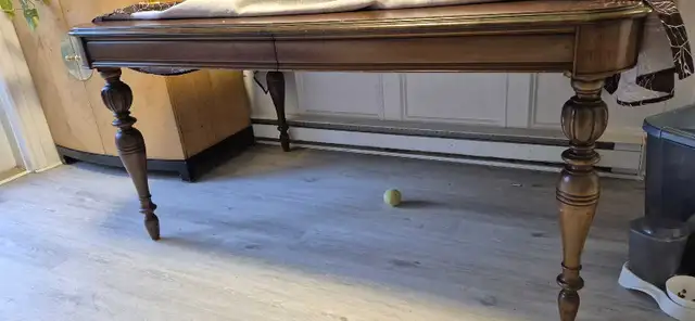 Antique carved Dining Table Set 6 chairs and table in Dining Tables & Sets in Bedford - Image 3