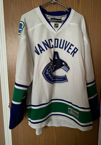 Vancouver Canucks Orca Logo Reebok Jersey Size Adult XXL