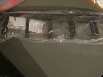 TE AMP 558329-1 network cable management wiring duct, black powder coated steel 1RU sized - 1.75" he...