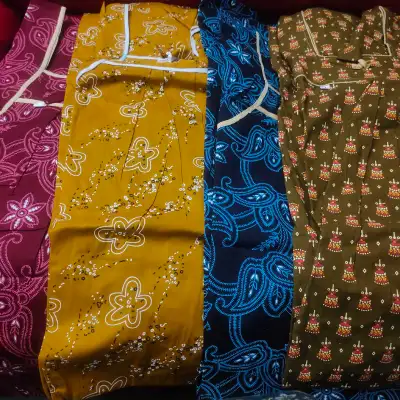 Brand new Night Gowns free size (L), View more