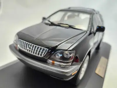 Rare BNIB Gateway Global Limited Toyota Motor Corporation Ltd. Official Licensed Product 1:18 Diecas...