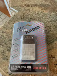 Vintage Aiwa CR-AS35 AM/FM Stereo receiver Pocket Radio tuner