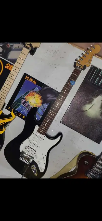 Fender Stratocaster HSS FR Electric Guitar , View more