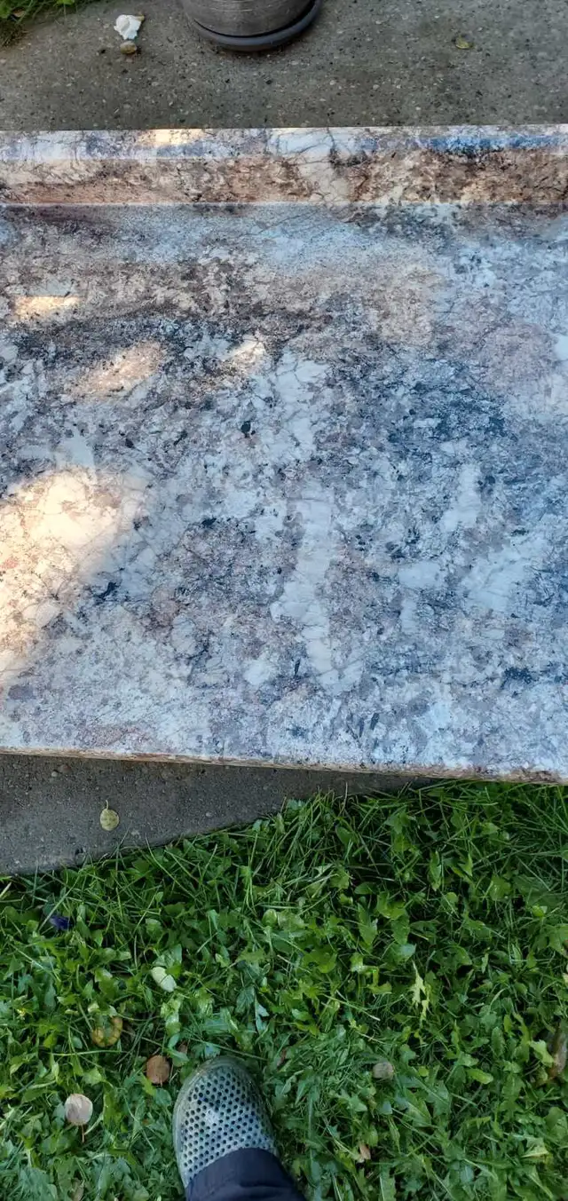 Counter top. Brand new.62864365527425121