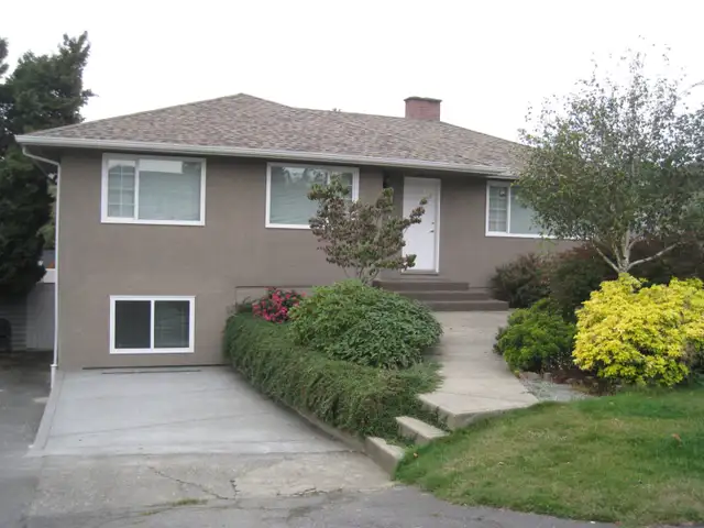 2 Bdm   Den Suite – Move in range Mar 1st-Apr 1st