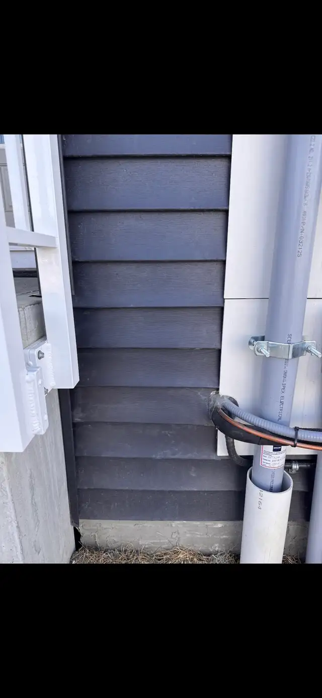 Siding Repair Edmonton | Fast, Clean & Affordable | Free Estimat in Fence, Deck, Railing & Siding in Edmonton - Image 3