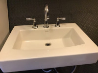American Standard Bathroom Sink with Moen Taps Thunder Bay