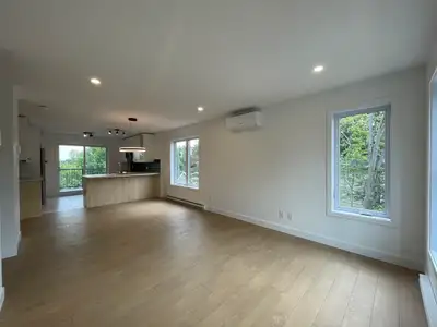 Appartement 5 1/2 avec Électroménagers INCLUS !