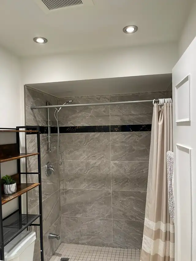 Furnished room Bayview/Finch - utilities included+parking+wifi in Short Term Rentals in City of Toronto - Image 3