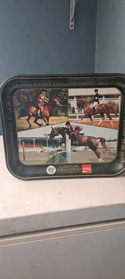 This vintage Coca-Cola tray commemorates the North American Junior Three Day Event Championship in R...