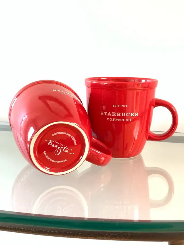 Starbucks Coffee Mugs in Kitchen & Dining Wares in Strathcona County - Image 4