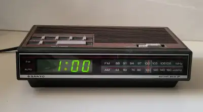 Vintage Sanyo 5008A Alarm Clock Radio Tested Working Condition, View more