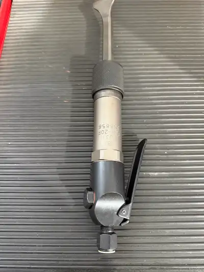 Fuji Air Chipper, with Chisels - New, View more