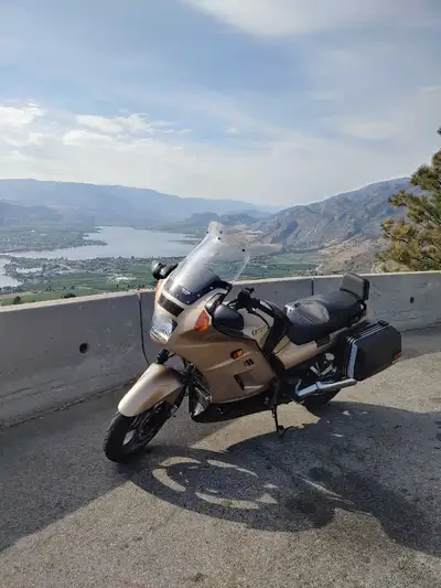 2005 Kawasaki Concours 1000 – Clean, Reliable Touring Bike – 72,000 km New tires front and rear, fre...