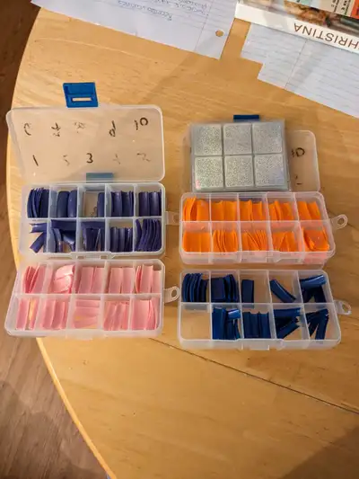 articles pour les ongles, View more