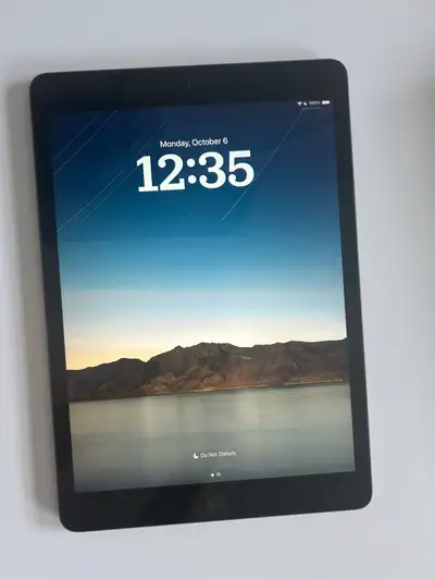 Apple iPad 7th Gen (space grey), View more