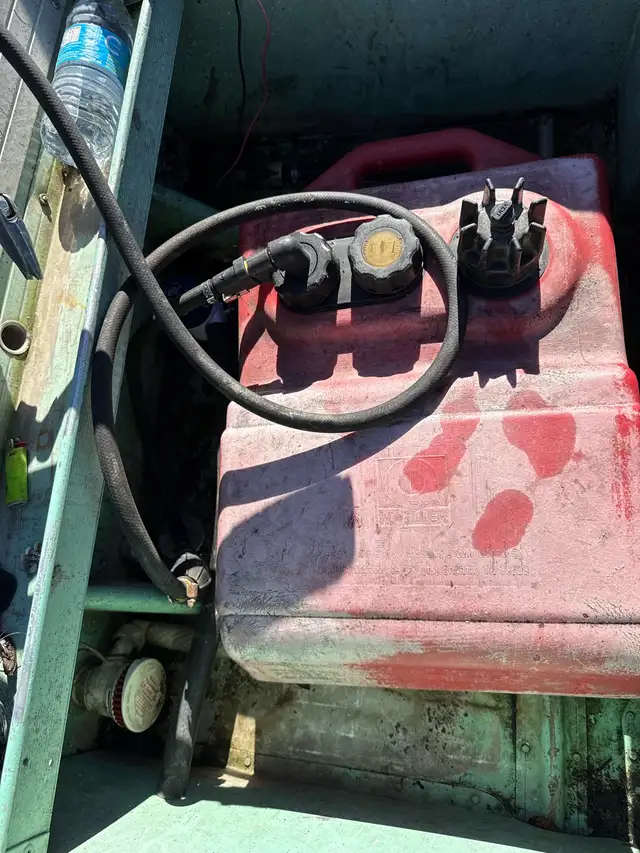 Lund S-16 in Powerboats & Motorboats in Winnipeg - Image 6