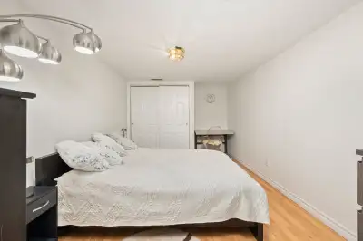 Very Bright and Spacious - 2 Bedrooms in Lower Level Lots of storage space, Subfloors Amazing locati...
