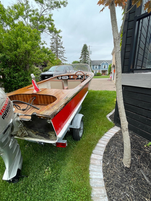 1953 mahone bay plycraft in Powerboats & Motorboats in Bedford - Image 4
