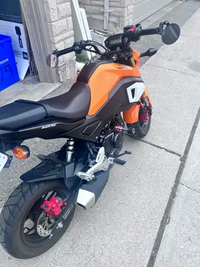 2020 Honda Grom Selling my Honda from that I’ve owned it for almost 2 years bike is in great conditi...