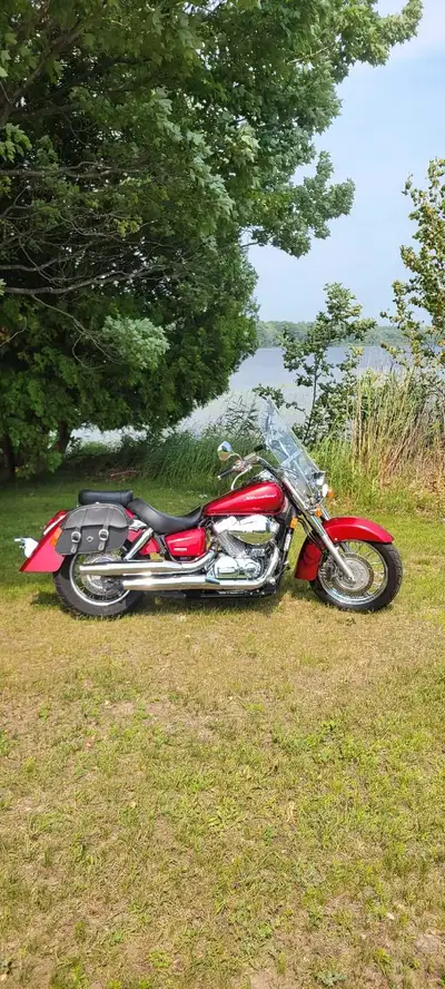 excellent condition low mileage 2012 honda shadow Aero 750 ,one owner . Brand new tires and battery....