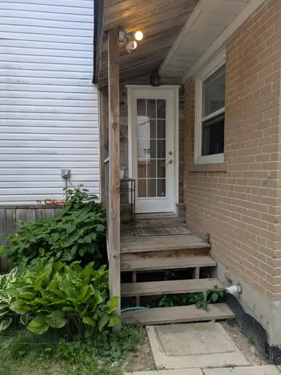 Quiet and Peaceful neighborhood... Private Entrance, Location Location Location Yonge and Steeles **...