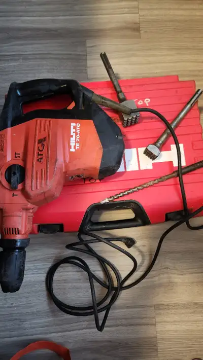 hilti te 70 atc hammer drill /breaker bits/chissells 985 cash, View more