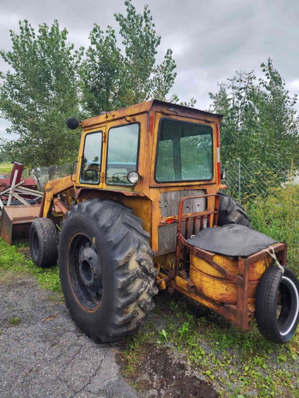Ford 4500 industrial loader tractor Farming Equipment Ottawa Kijiji