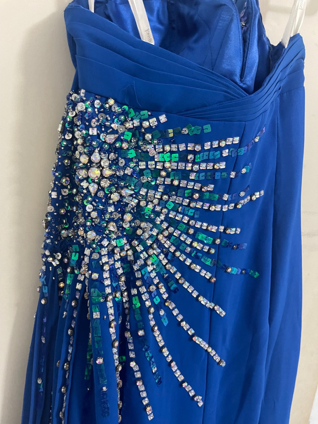 Beautiful blue prom dress/gown with slit  in Women's - Dresses & Skirts in City of Toronto - Image 4