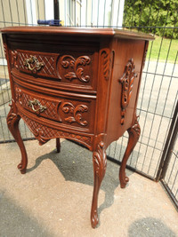 antique end / night / side table French Provincial style (Krug)