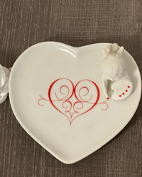 Vintage Avon cherub heart-shaped small tray