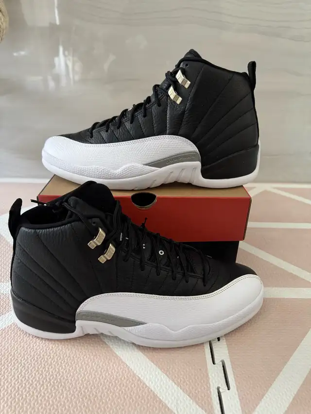 DS Brand New Air Jordan 12 Playoff Sz 11 in Men's Shoes in Markham / York Region - Image 3