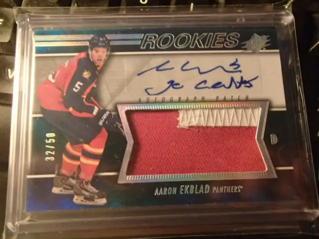 carte de hockey Spectrum Blue  Aaron Ekblad JSY auto sp /50628543934274591210