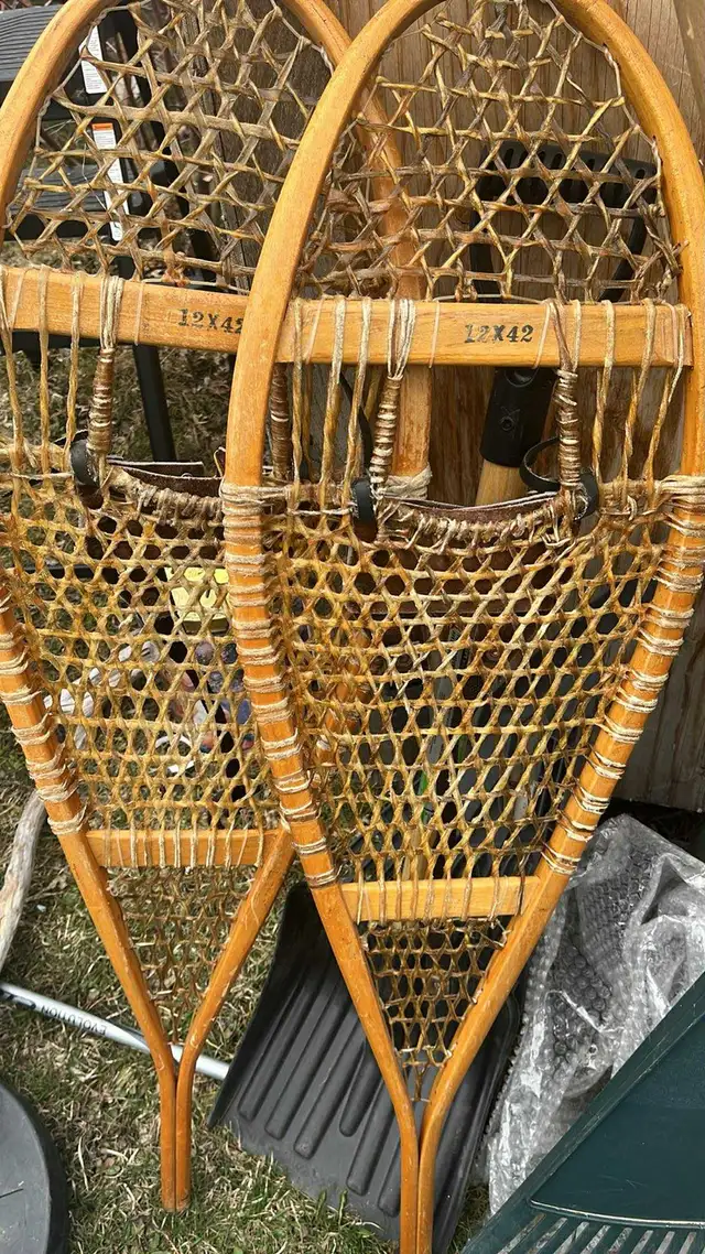 Raquettes de randonnée  in Fishing, Camping & Outdoors in Québec City - Image 3