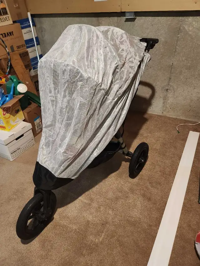 Baby Jogger City Elite stroller with lots of accessories inluded in Strollers, Carriers & Car Seats in Ottawa - Image 4